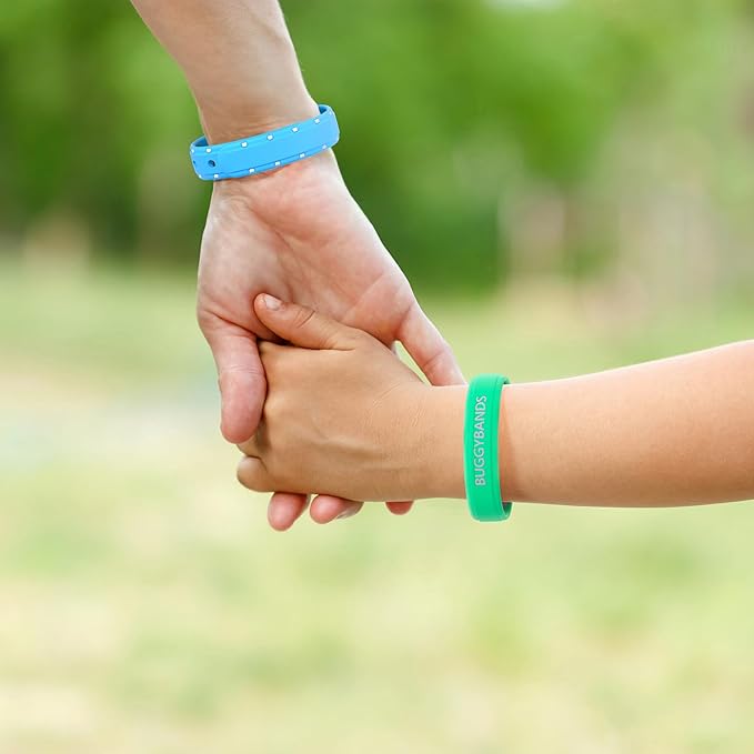 Mosquito Repellent Bracelets, 2 Pack Silicone Mosquito Repellent Wristbands, DEET-Free Insect & Bug Repellent Wrist Bands for Adults and Kids Indoor Outdoor Use (Green&Blue)