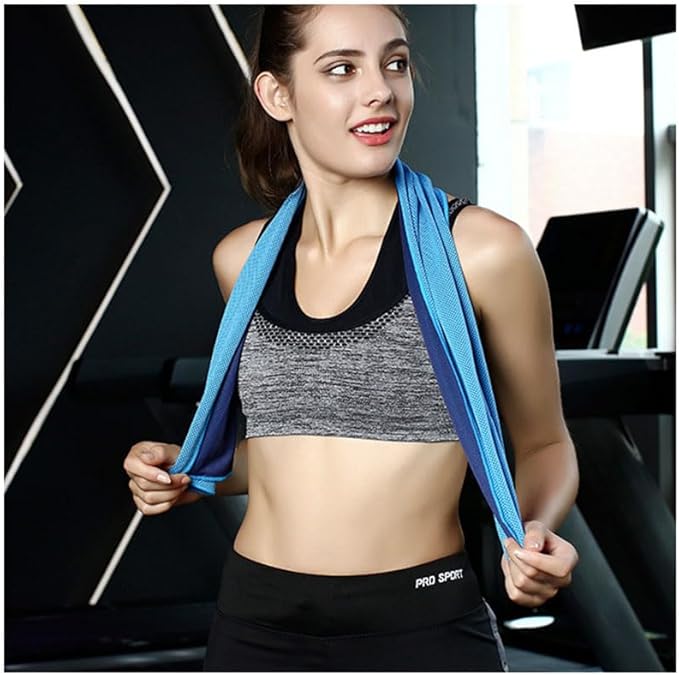 1 Pack Sports Towel with Silicone Storage Bag and Carabiner Clip,Microfiber Cooling Towel，Soft Breathable Chilly Towel for for Gym, Yoga, Workout, Golf, Sport, Camping, Travel & More