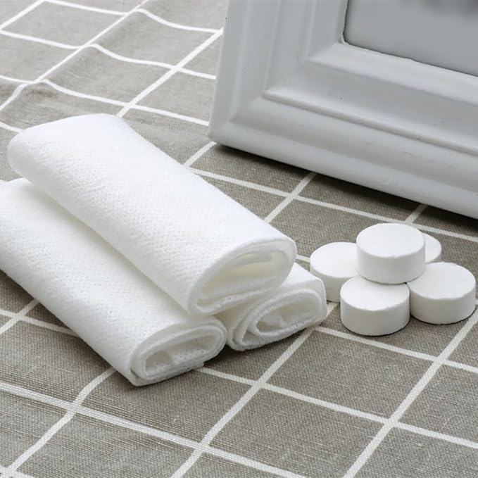 100 Pcs Compressed Towel Tablets Travel Portable Towels Mini White Face Towels Mini Compressed Camping Towels Coin Tissues for Home